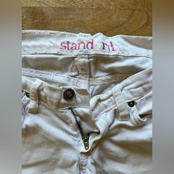 White Casual Pants Lightweight Jeans Low Rise | Size 1 - Picture 11 of 11